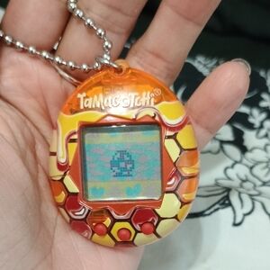 Original Tamagotchi - Pure Honey Edition